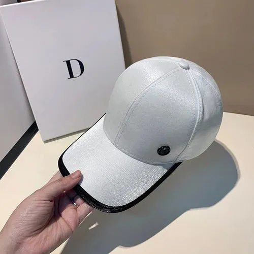 Casquette haute couture en satin collection 2024 / Satin Tide Brand Ladies Baseball Cap Simple Light Luxury Fashion Summer Peaked Caps Spring and Autumn Versatile Travel Sun Hat